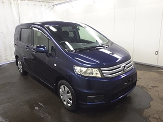 HONDA FREED 2010