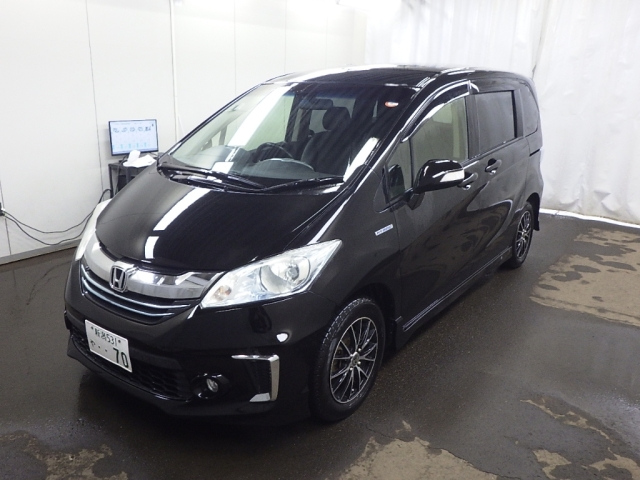 HONDA FREED 2016