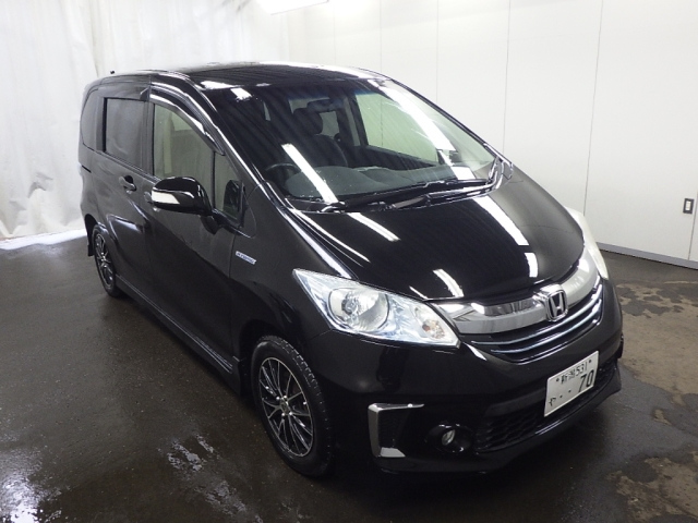 HONDA FREED 2016
