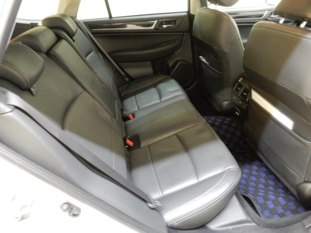 SUBARU LEGACY OUTBACK 2015