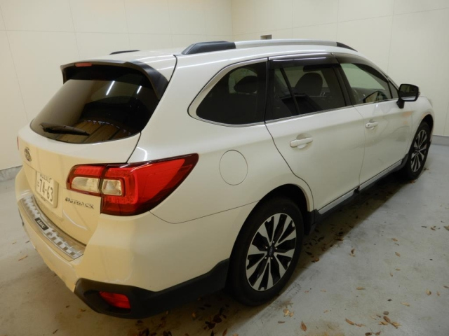 SUBARU LEGACY OUTBACK 2015