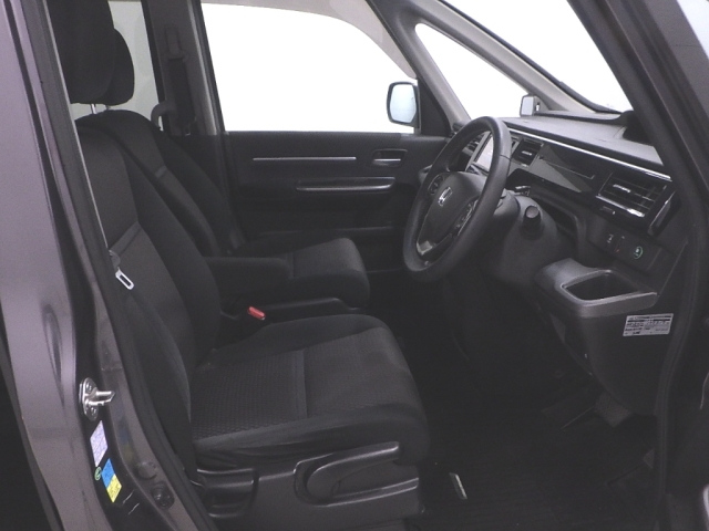 HONDA STEP WAGON 2015