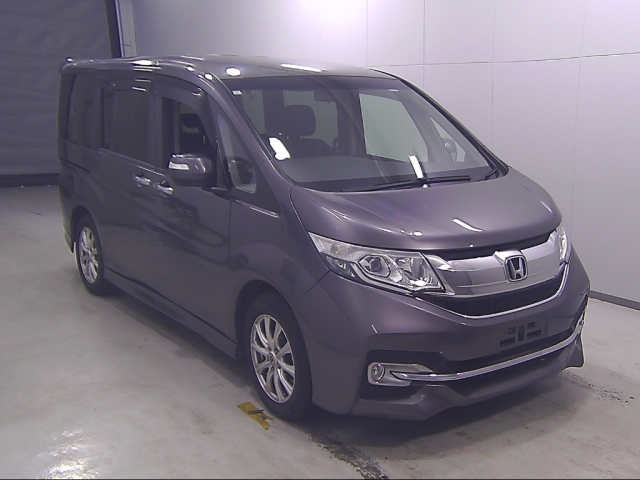 HONDA STEP WAGON 2015
