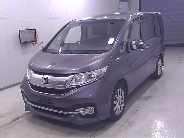 HONDA STEP WAGON 2015