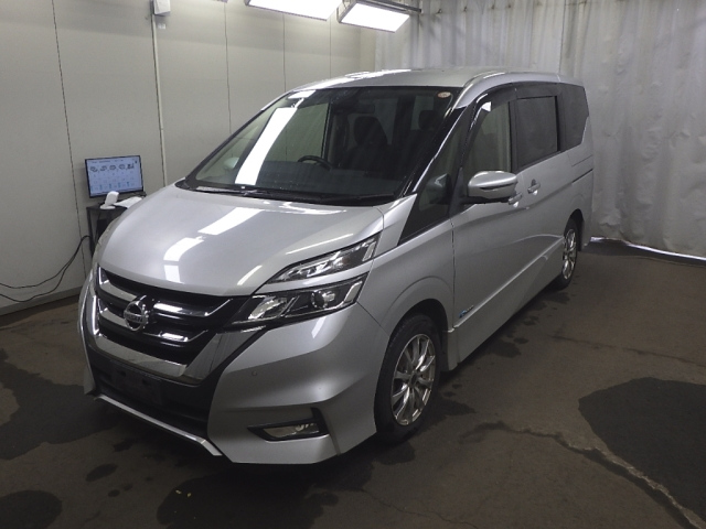 NISSAN SERENA 2017
