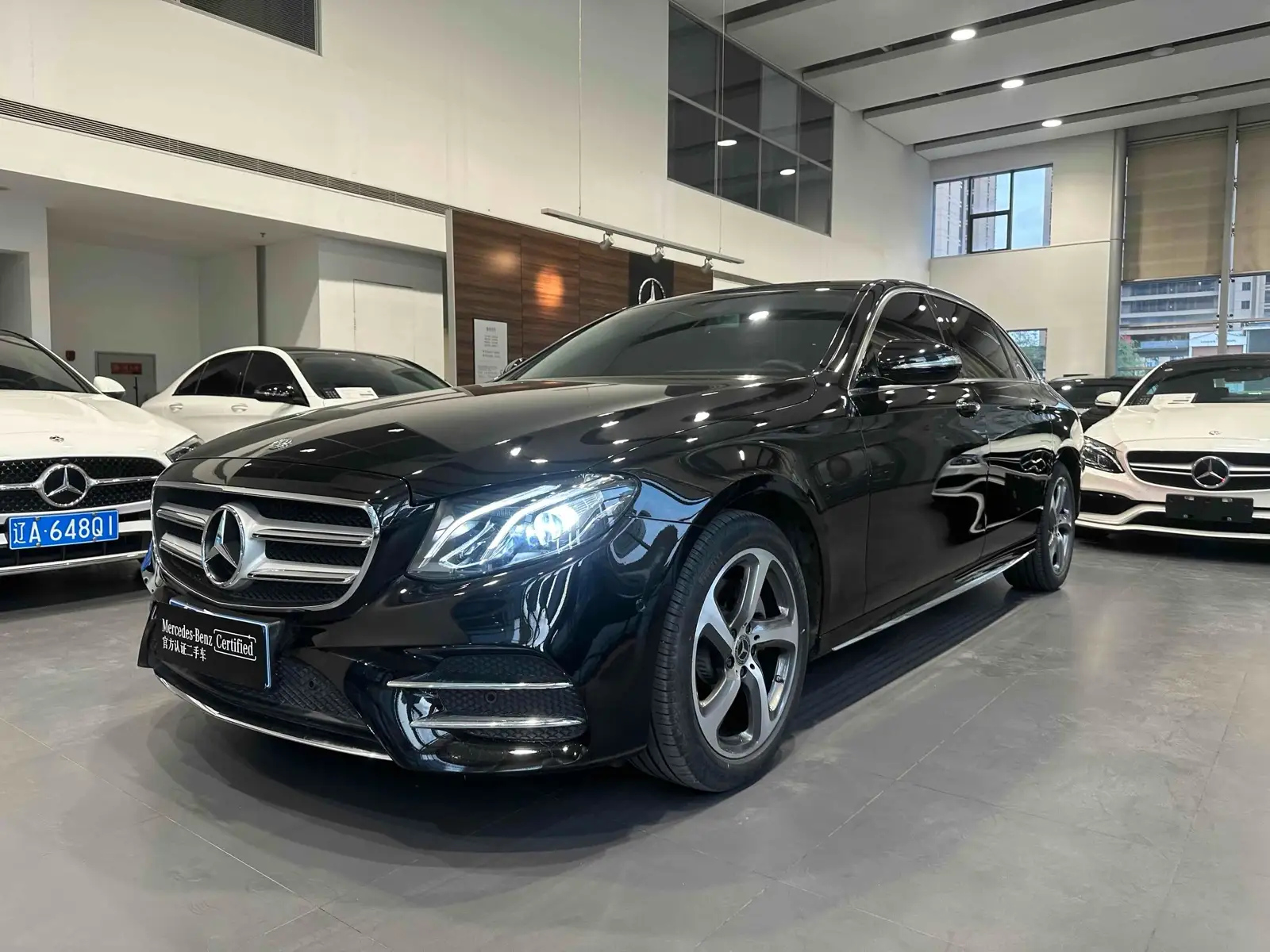 MERCEDES BENZ E-CLASS