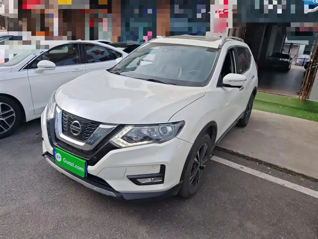 NISSAN X-TRAIL
