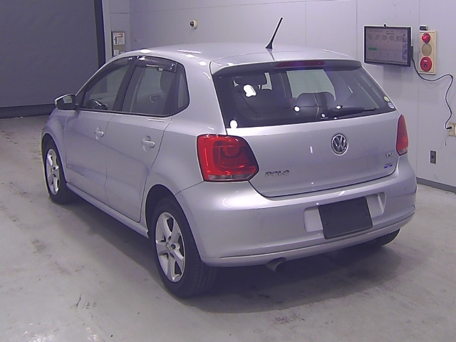 VOLKSWAGEN POLO 2011