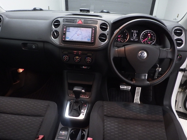 VOLKSWAGEN TIGUAN 2010