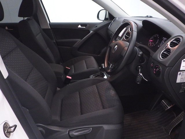 VOLKSWAGEN TIGUAN 2010