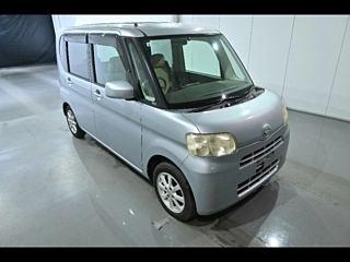 DAIHATSU TANTO 2009