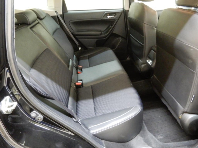 SUBARU FORESTER 2018