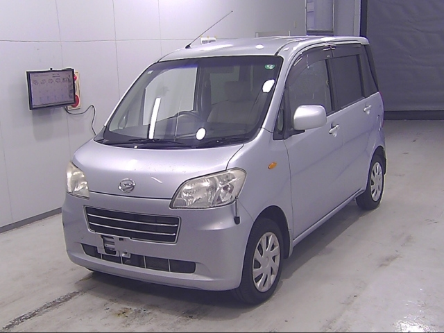 DAIHATSU TANTO EXE 2011