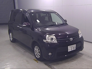 TOYOTA SIENTA 2012