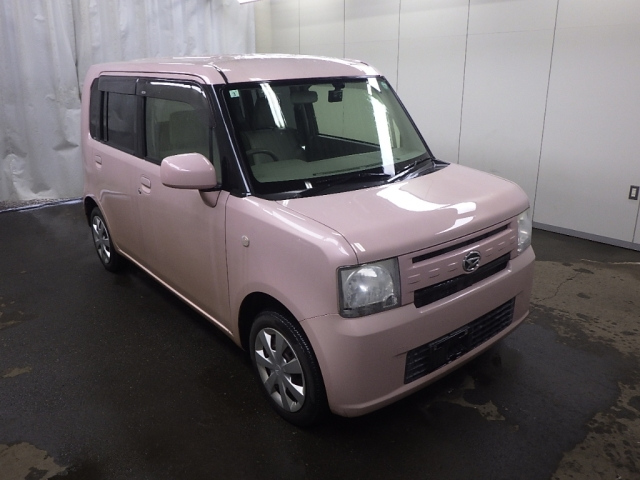 DAIHATSU MOVE CONTE 2015