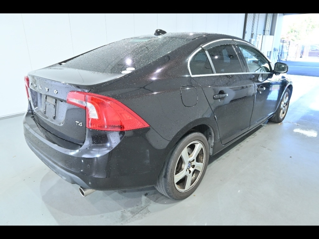 VOLVO S60 2012