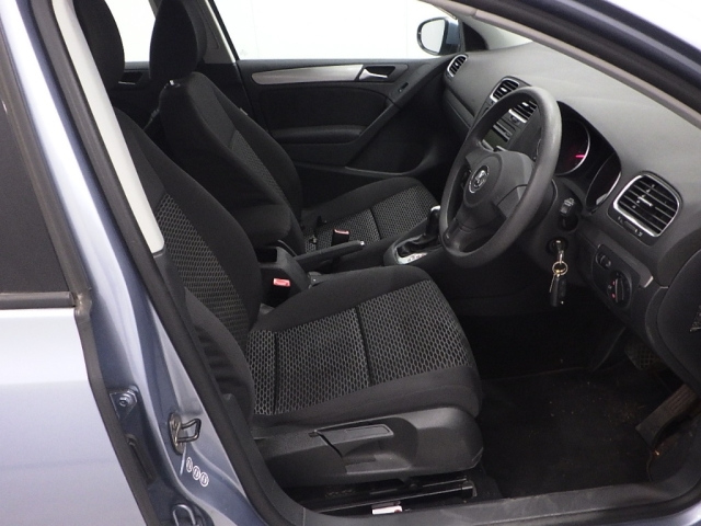 VOLKSWAGEN GOLF 2011