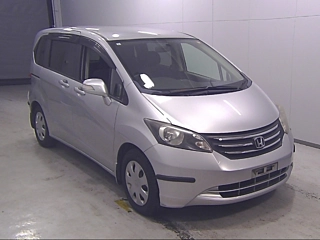 HONDA FREED 2011