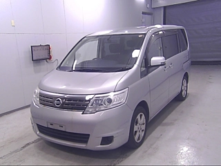 NISSAN SERENA 2010