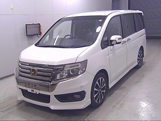 HONDA STEP WAGON 2014