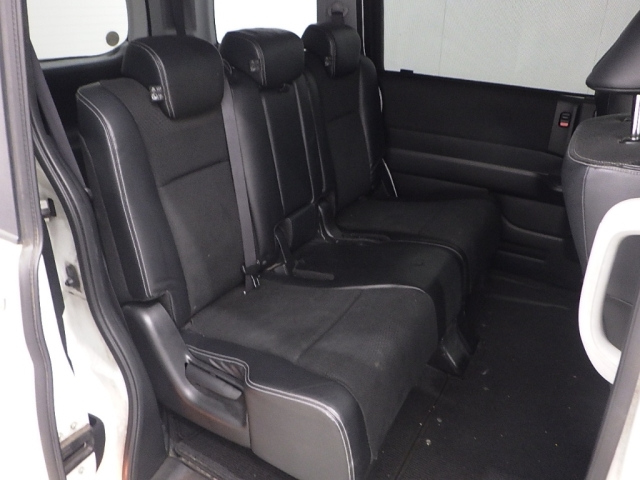 HONDA STEP WAGON 2014