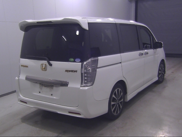 HONDA STEP WAGON 2014