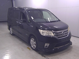 NISSAN SERENA 2013