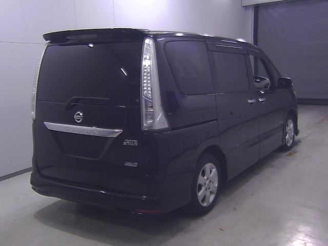 NISSAN SERENA 2013