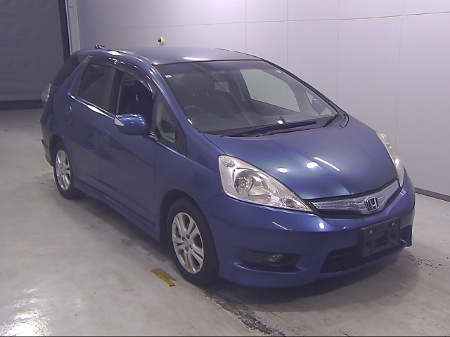 HONDA FIT SHUTTLE 2011