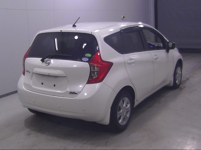 NISSAN NOTE 2015