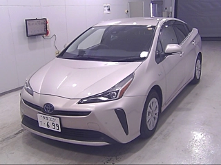 TOYOTA PRIUS 2019