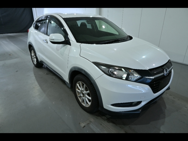 HONDA VEZEL 2015