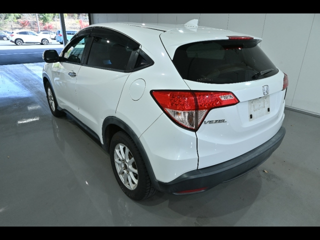 HONDA VEZEL 2015