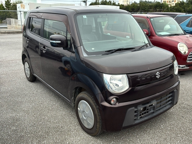 SUZUKI MRWAGON 2011