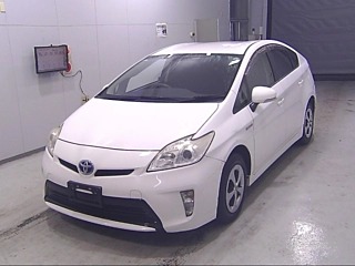 TOYOTA PRIUS 2012