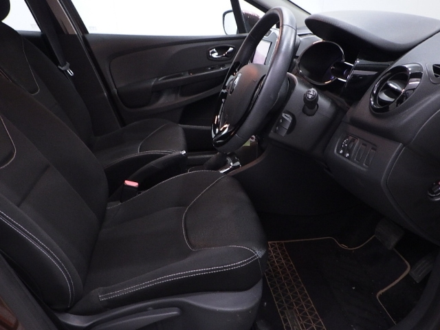 RENAULT LUTECIA 2014