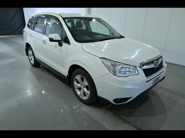 SUBARU FORESTER 2015