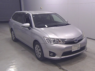 TOYOTA COROLLA FIELDER 2013