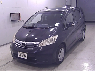 HONDA FREED 2013