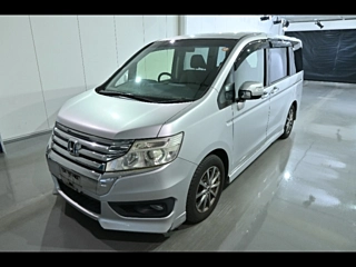 HONDA STEP WAGON 2015