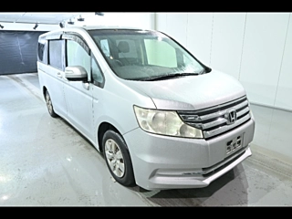 HONDA STEP WAGON 2013