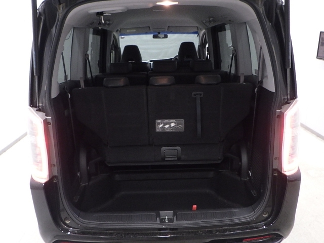 HONDA STEP WAGON 2012