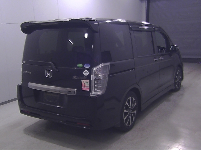 HONDA STEP WAGON 2012