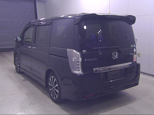 HONDA STEP WAGON 2012