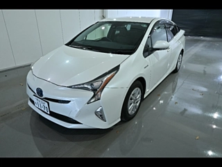 TOYOTA PRIUS 2017
