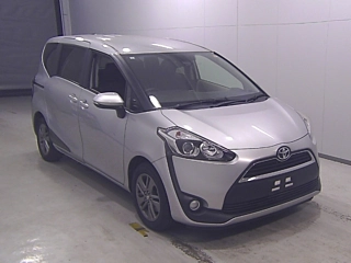 TOYOTA SIENTA 2017