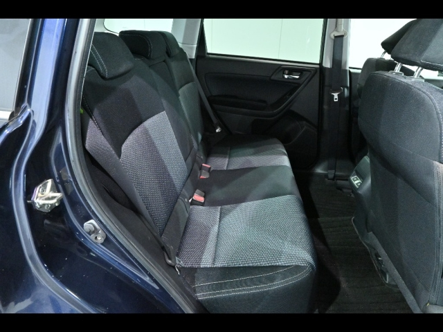 SUBARU FORESTER 2017