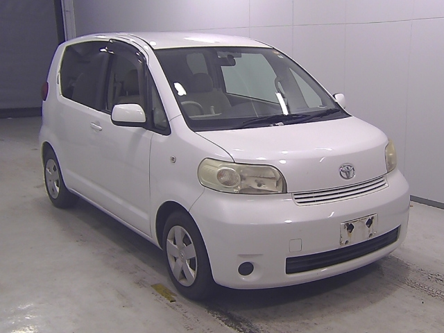 TOYOTA PORTE 2008