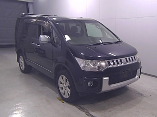 MITSUBISHI DELICA D5 2009