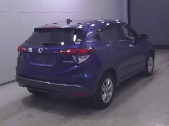 HONDA VEZEL 2015